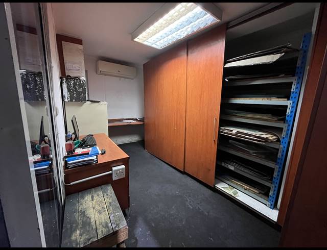 778M² WAREHOUSE FOR SALE IN UMGENI BUSINESS PARK